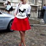 Красная пышная юбка со свитшотом — фото новинки