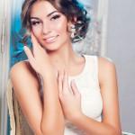 Греческие прически на средние волосы