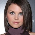 Градуированное каре без челки.