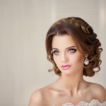 Прически на длинные волосы — коса ободок.