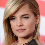 Классическое каре с челкой