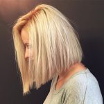 Стрижки боб на среднюю длину прямых  волос и использование эффекта окрашивания омбре.