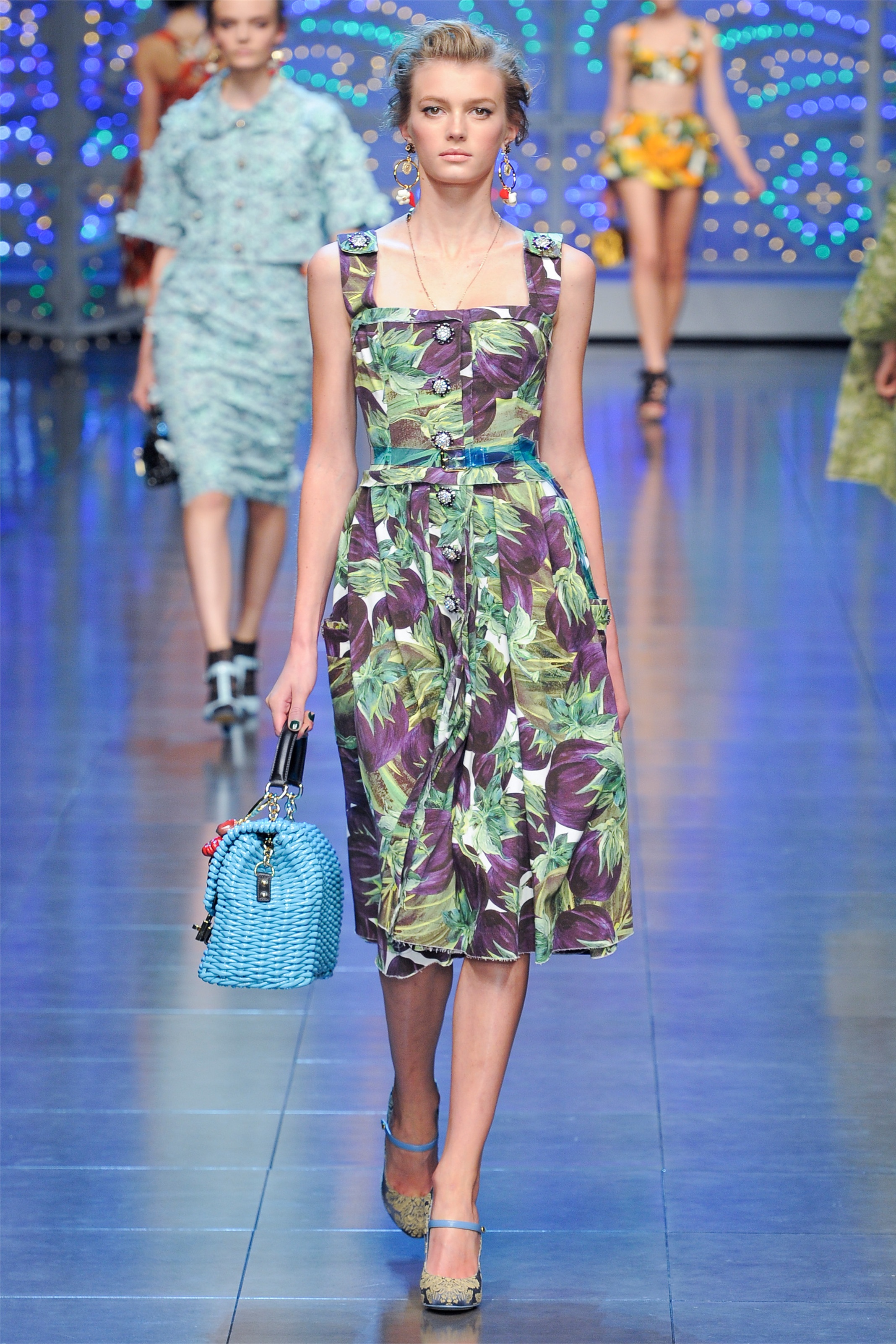 Фасон платья сарафан, красивые модели платьев в 2020 году