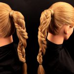 На фото: модное плетение косы со средними волосами -оригинальная коса на средние волосы.