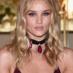 holiday-hair-color-ideas-blonde-rosie-huntington-whiteley