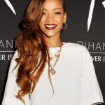 holiday-hair-color-ideas-red-rihanna