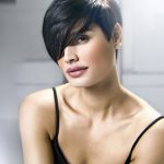 Short-Black-Hairstyles-for-Women-21