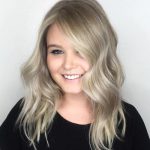 15-long-wavy-blonde-hairstyle