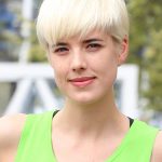 Agyness-Deyn-blonde-pixie-hairstyles