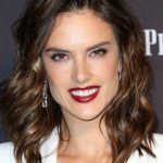 Alessandra-Ambrosio-wavy-hairstyles