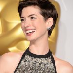 Anne-Hathaway-pixie-haircuts-2017-summer