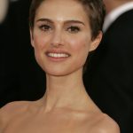 Natalie-Portman-short-sumemr-hairstyles