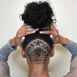 Женские стрижки с выбритым виском 13