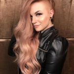 Женские стрижки с выбритым виском 8