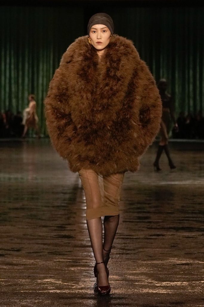 Saint Laurent осень-зима 2024/2025
